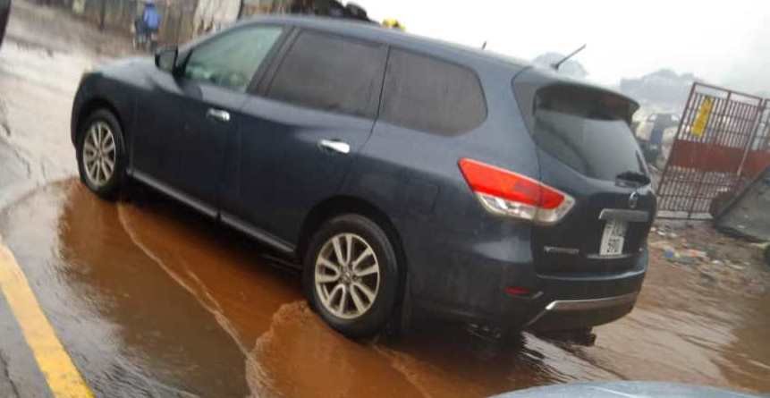 Traffic hold up at the Akram Dumping Site