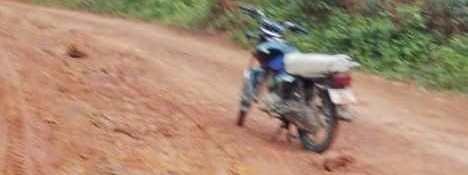 More bad roads in Diang Chiefdom, Koinadugu District, slow business activities with riders prone to accidents. (c) Africa 24 news, Mon Jun.30/2025