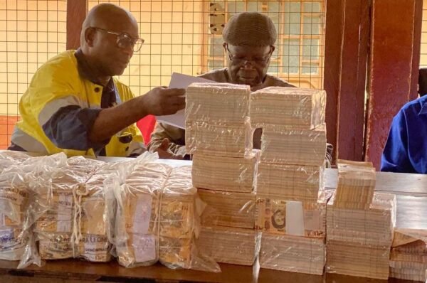 Kingho pays NLe 1.81m surface rents to Samaria & Dansogoia