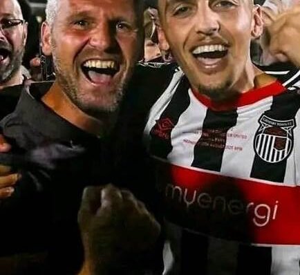 Jaze Kabia Secures a Win for Grimsby Town