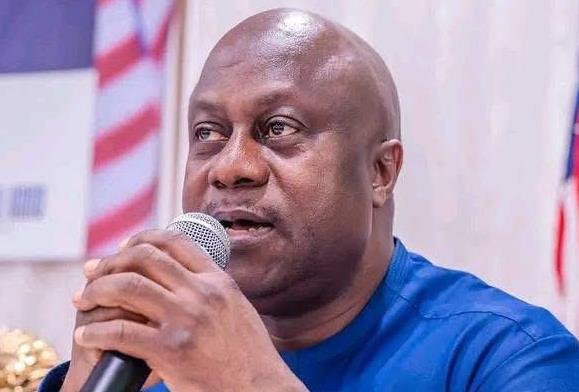 Minister of Transport and Aviation, Alhaji Fanday Turay